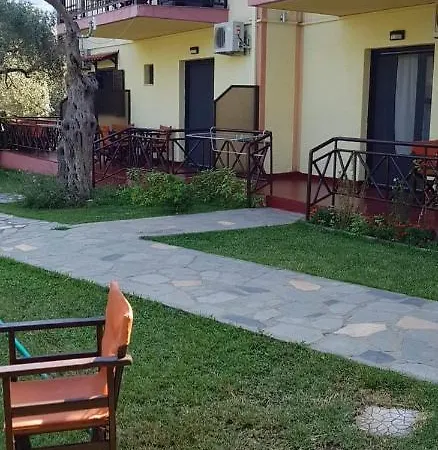 Отель Maria Хриси-Амудия