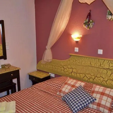 Maria 3* Chrisi Ammoudia