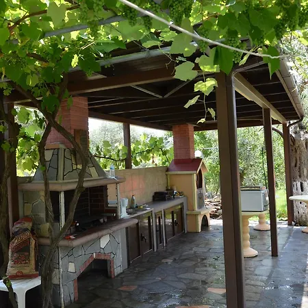 Maria 3* Chrisi Ammoudia